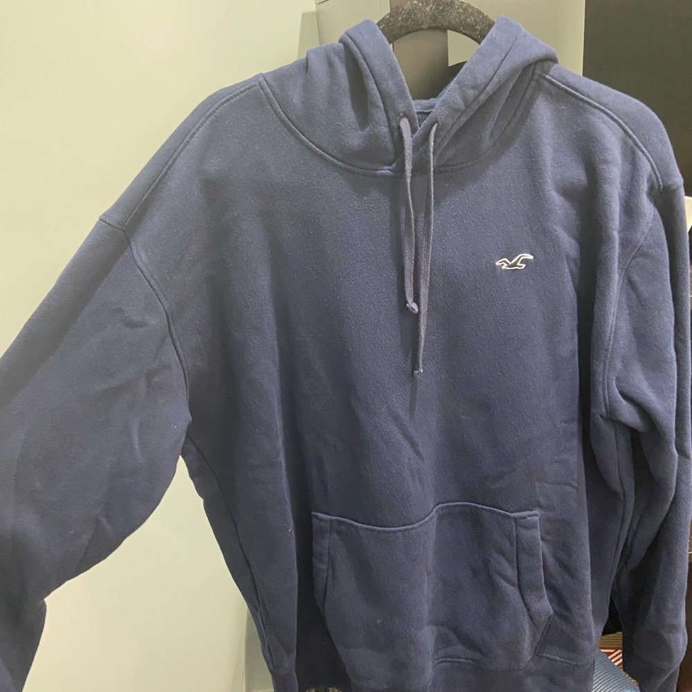 New hollister navy blue hoodie